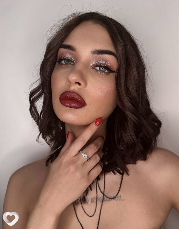 Алена, 22, Новосибирске — анкета №3775432