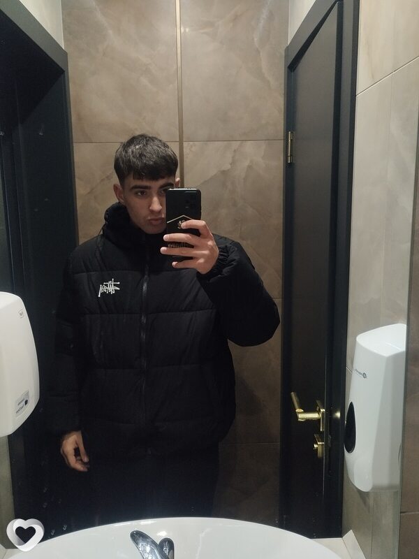 Александр, 19, Новогрудке — анкета №3775302