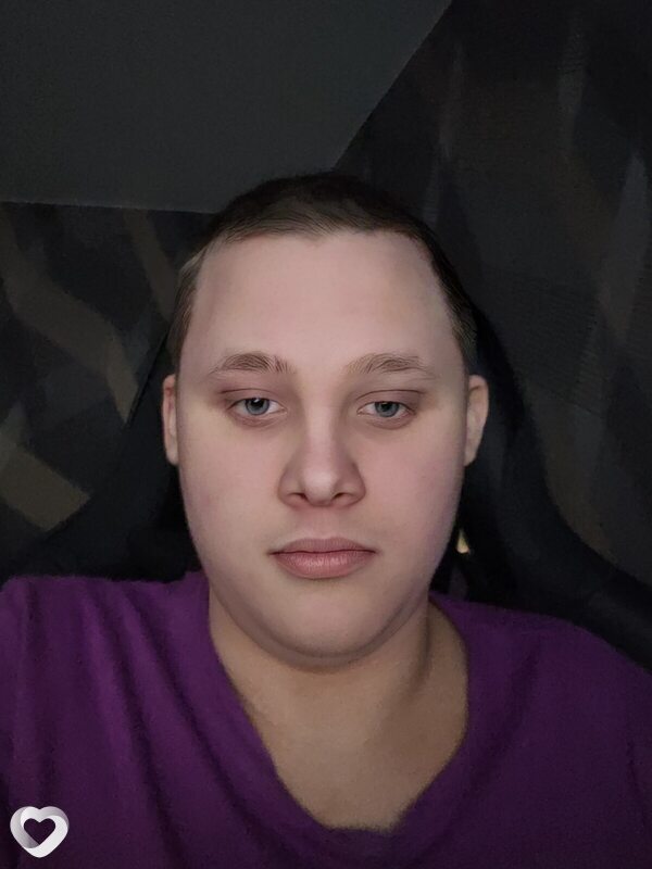 Артём, 21, Ярославле — анкета №3775524