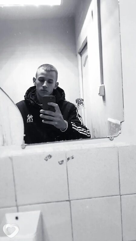 Дмитрий, 22, Мариинске — анкета №3776475