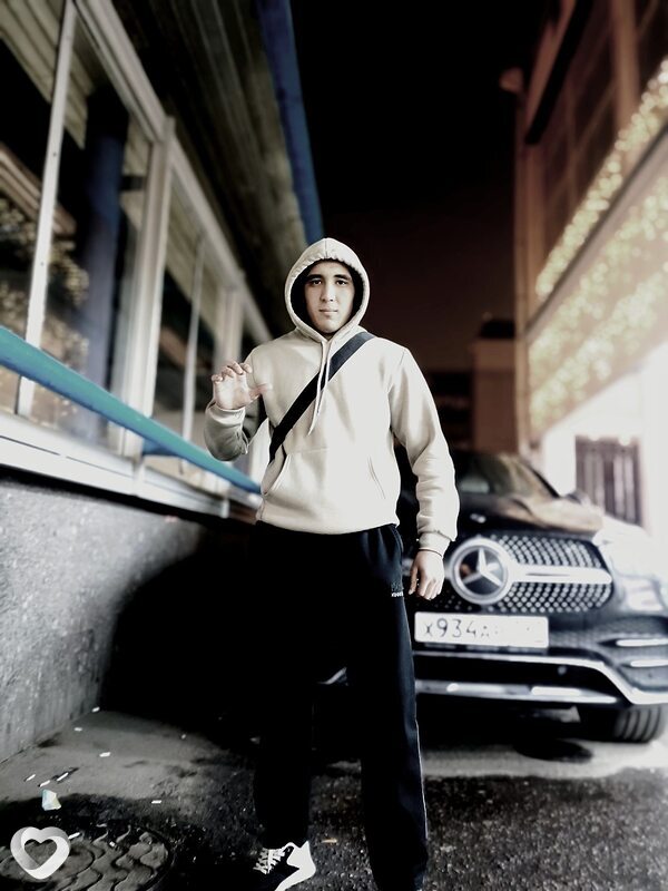 Suxrob, 19, Москве — анкета №3776761