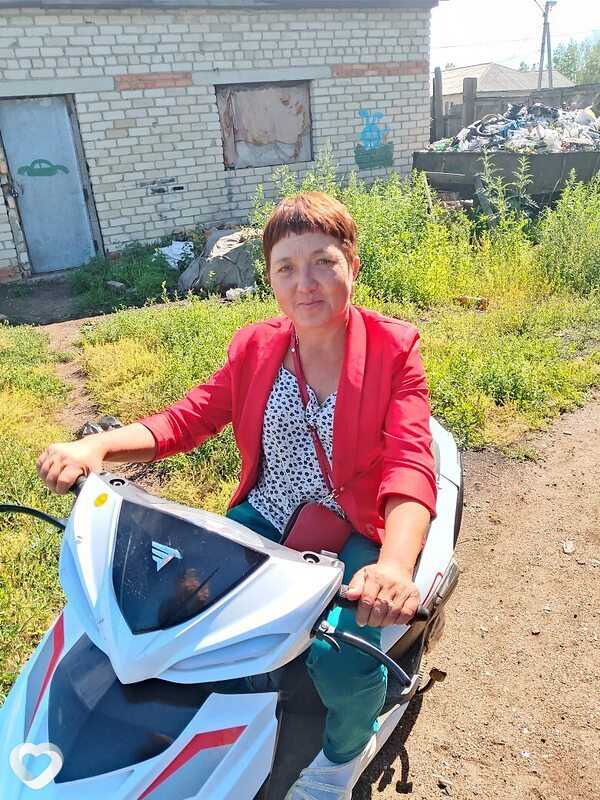Эльвира, 25, Благовещенске — анкета №3777027