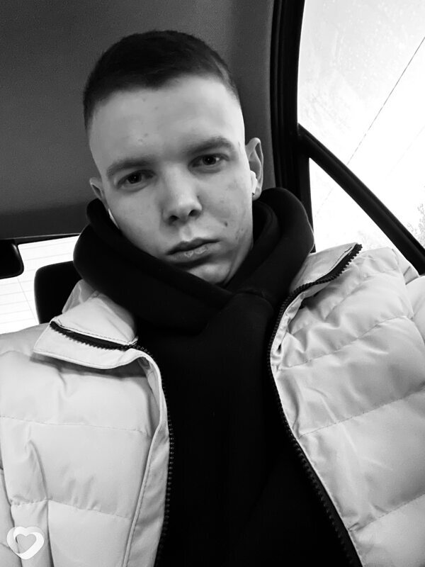 Илья, 24, Курске — анкета №3777750
