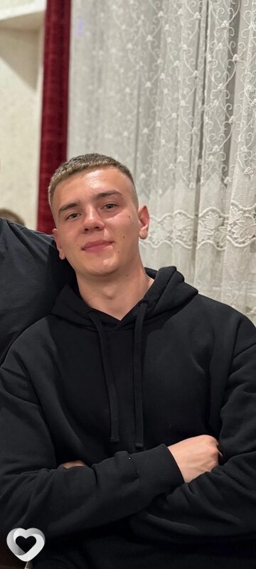 Кирилл, 24, Красноярске — анкета №3777402