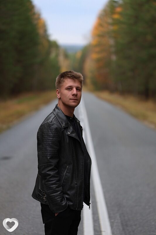 Игорь, 22, Кузнецке — анкета №3778080
