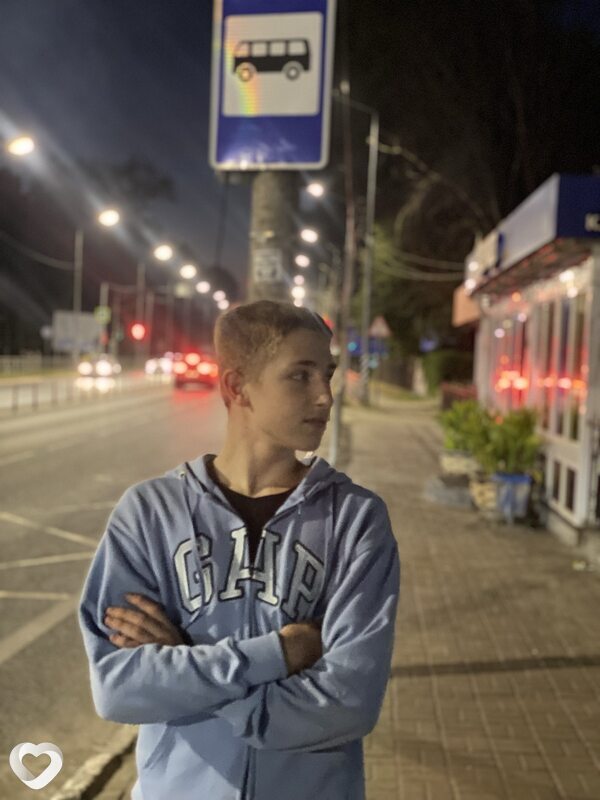 Максим, 18, Брянске — анкета №3779136