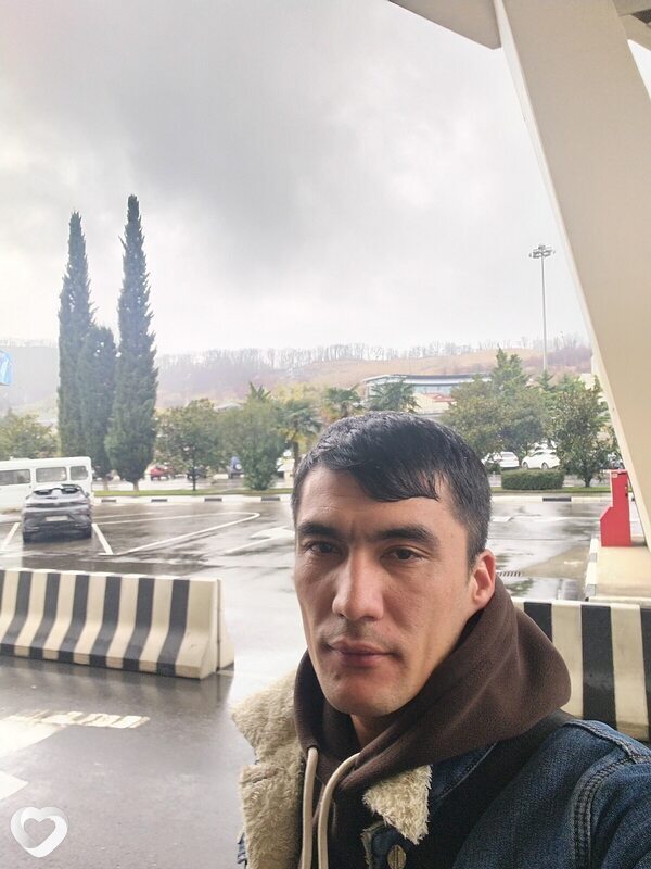 Адулазиз, 29, Ялте — анкета №3779385