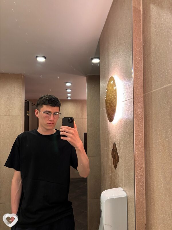 Данияр, 23, Москве — анкета №3779549