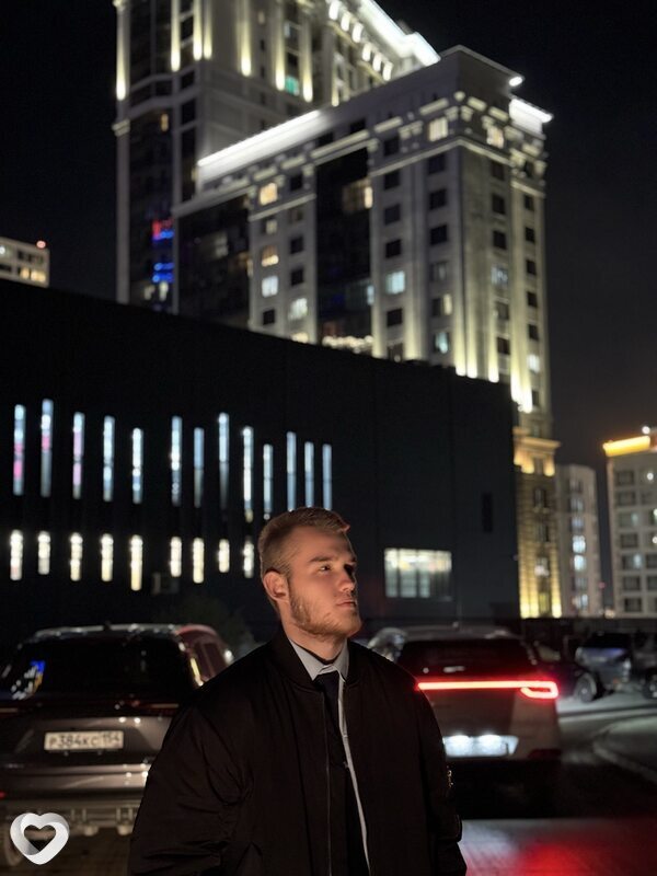 Влад, 21, Новосибирске — анкета №3779715