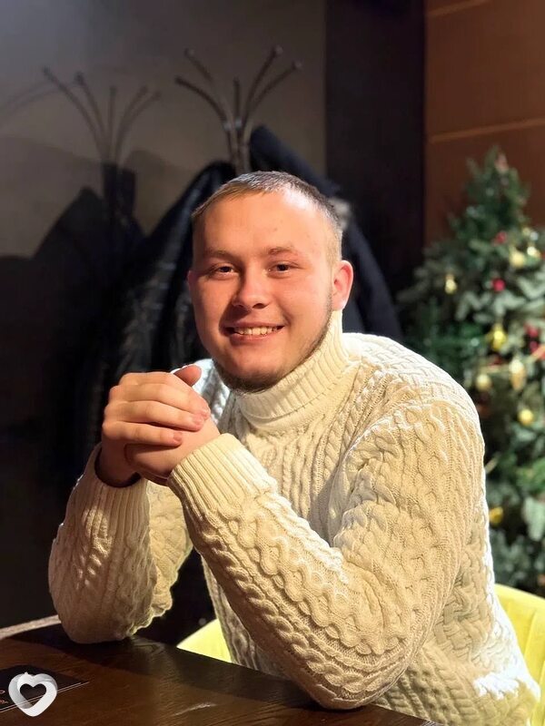 Макс, 20, Краснодаре — анкета №3780350