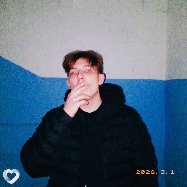 Никита, 18, Тюмени — анкета №3780776