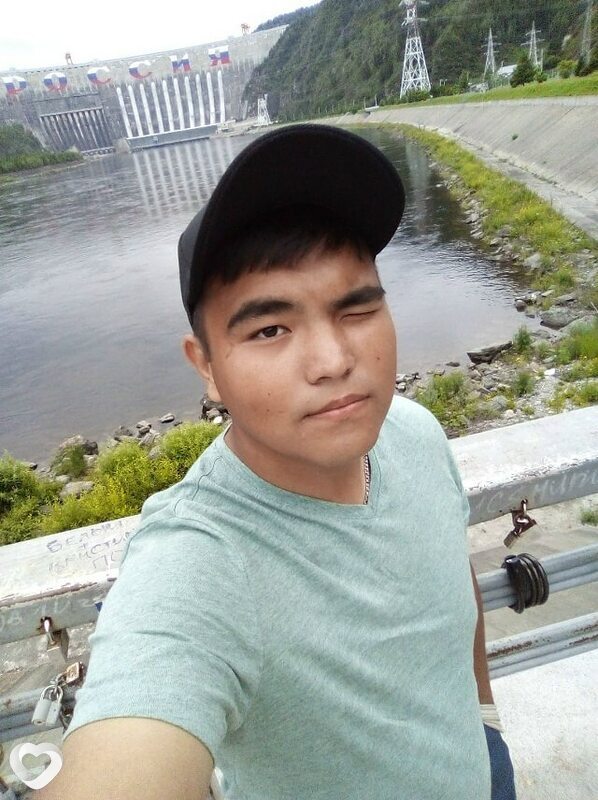 Амир, 26, Абакане — анкета №3781100