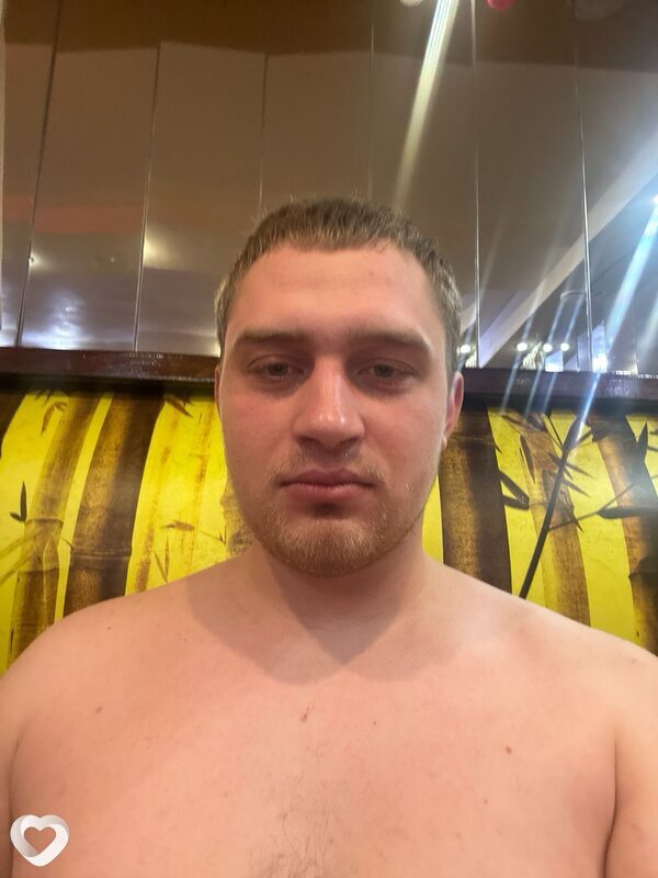 Виктор, 21, Новосибирске — анкета №3781600