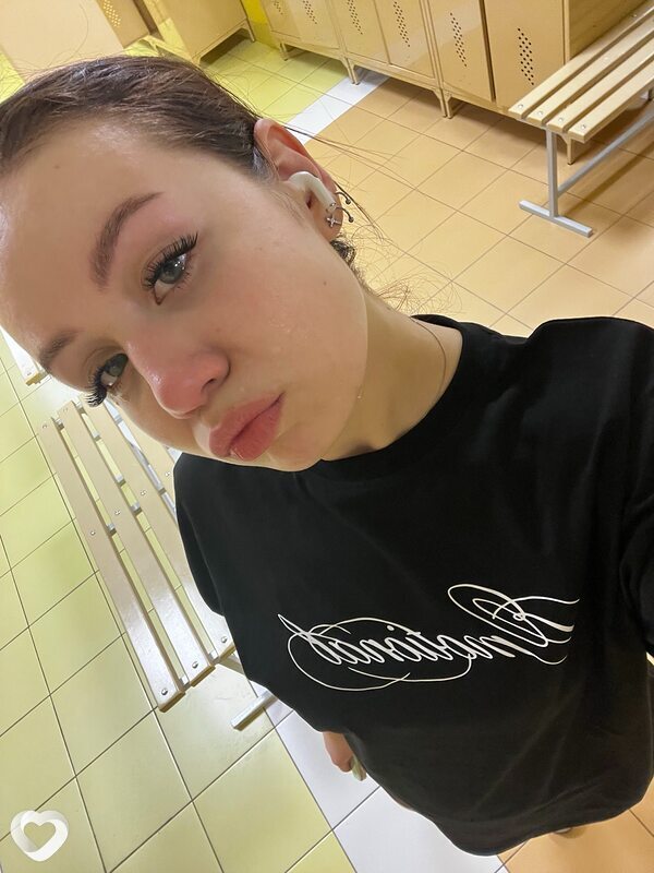 Вика, 21, Казани — анкета №3781832