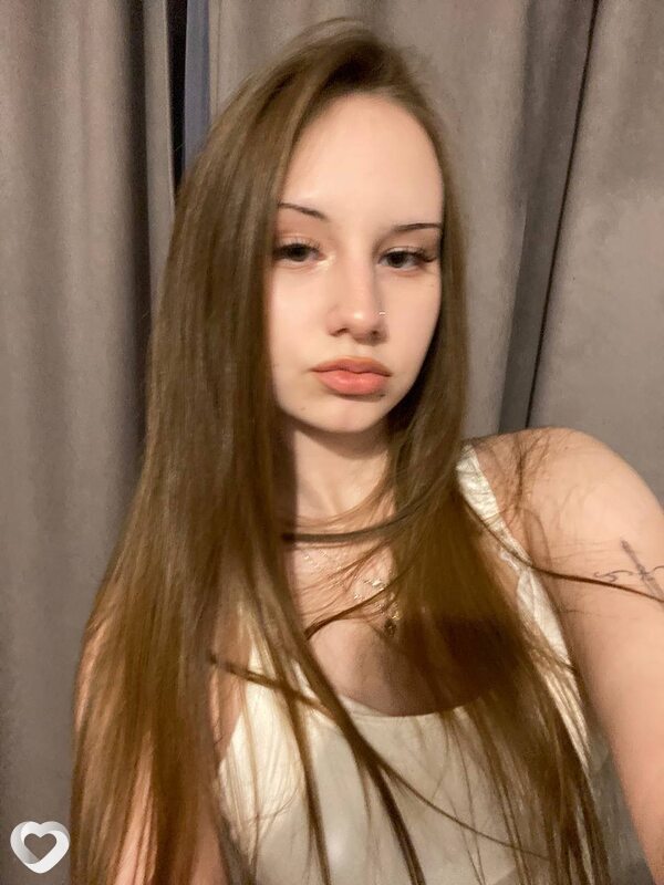 Настя, 18, Челябинске — анкета №3782157