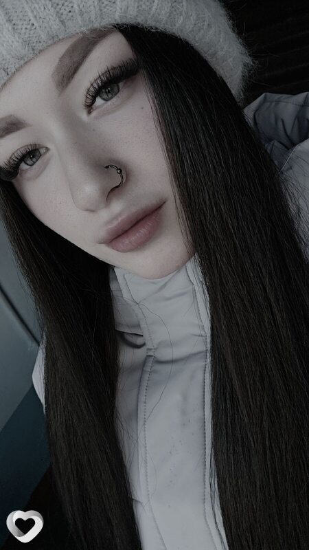 Олечка, 22, Санкт-Петербурге — анкета №3782325
