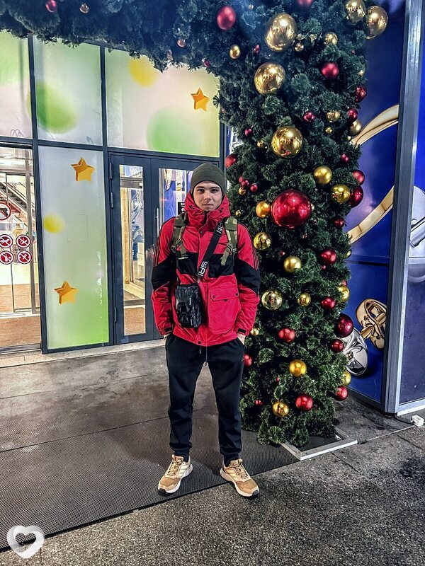 Юра, 22, Мариуполе — анкета №3782643