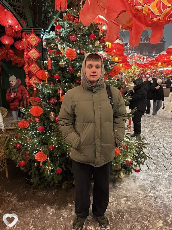Виталий, 21, Москве — анкета №3783552