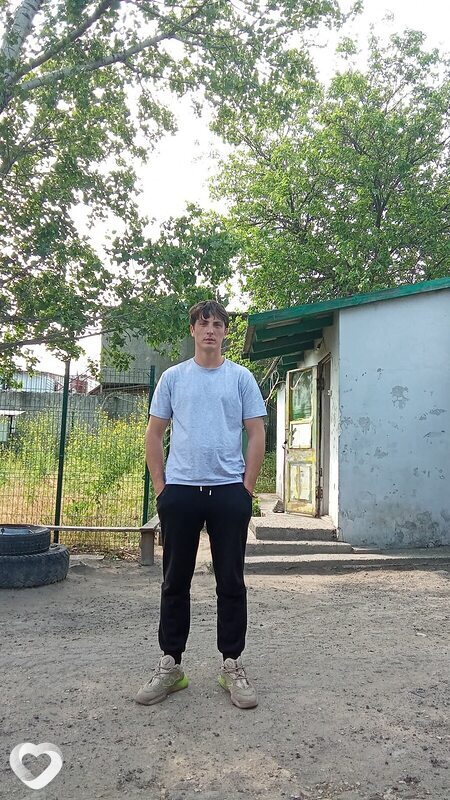 Леонід, 31, Харькове — анкета №3783592