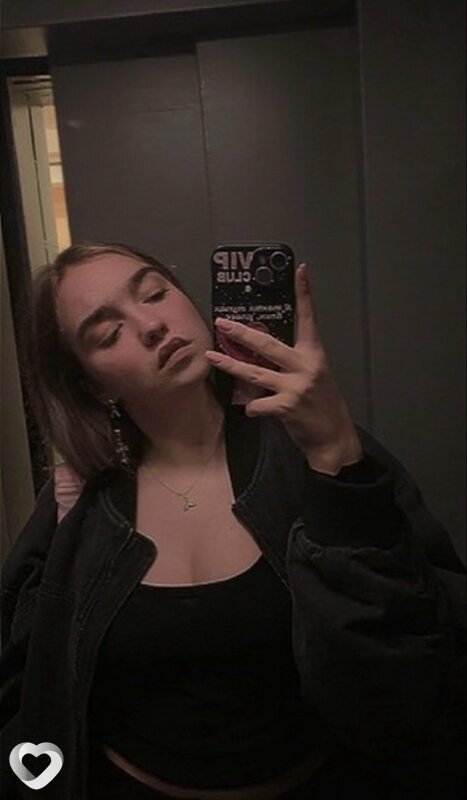 Вика, 21, Москве — анкета №3783736