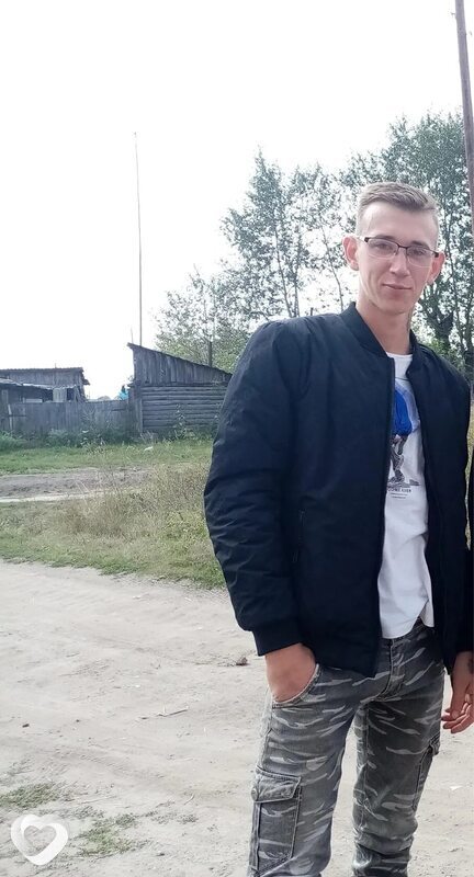 Ефим, 23, Новосибирске — анкета №3784120