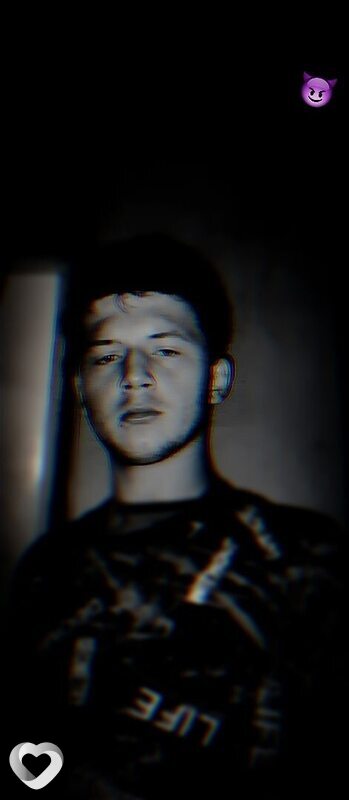Антон, 21, Донецке — анкета №3785167
