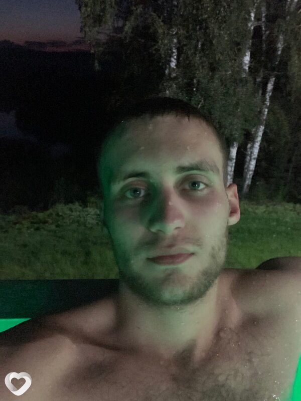 Артём, 23, Новокузнецке — анкета №3785699