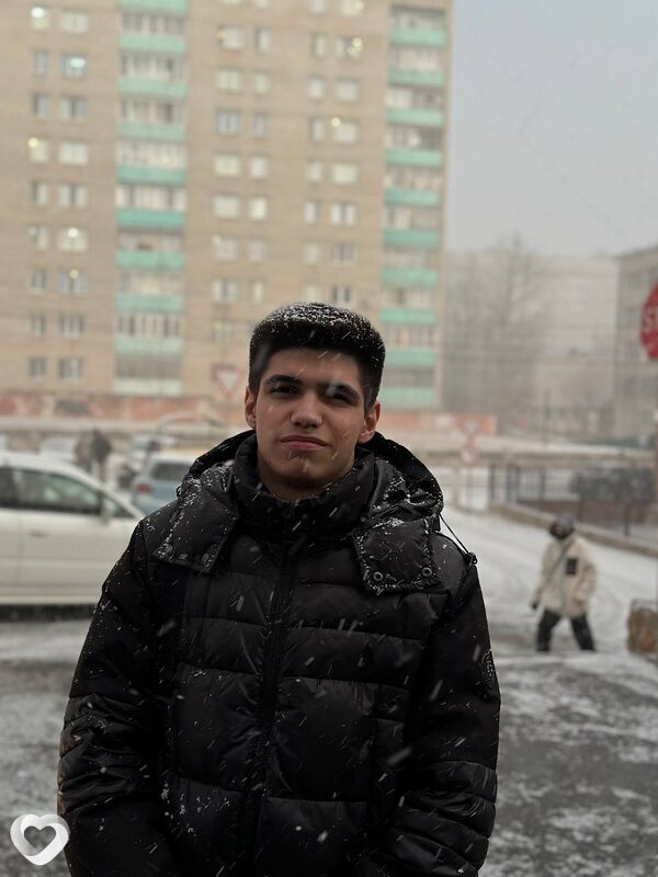 Арам, 21, Чите — анкета №3785826