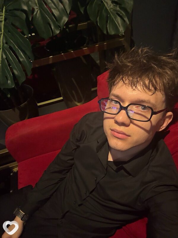 Данечка, 21, Екатеринбурге — анкета №3785910
