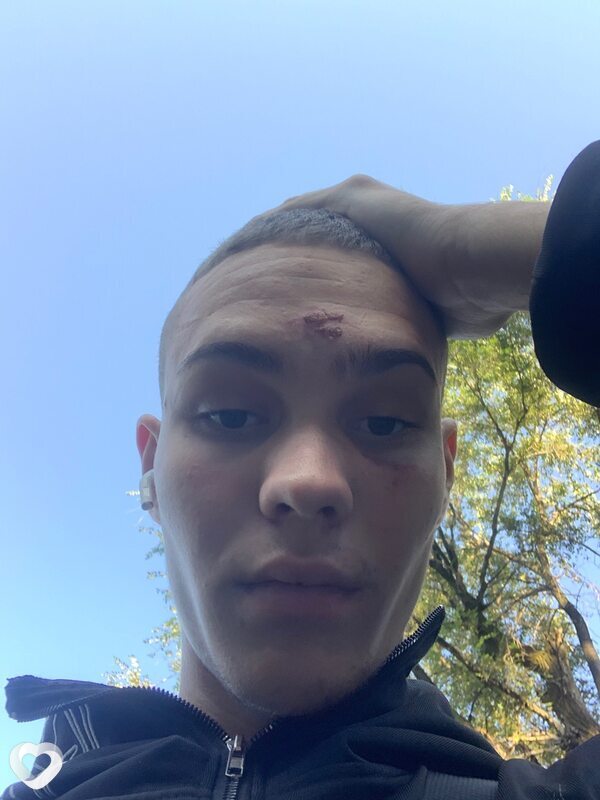 Артем, 18, Уссурийске — анкета №3786738