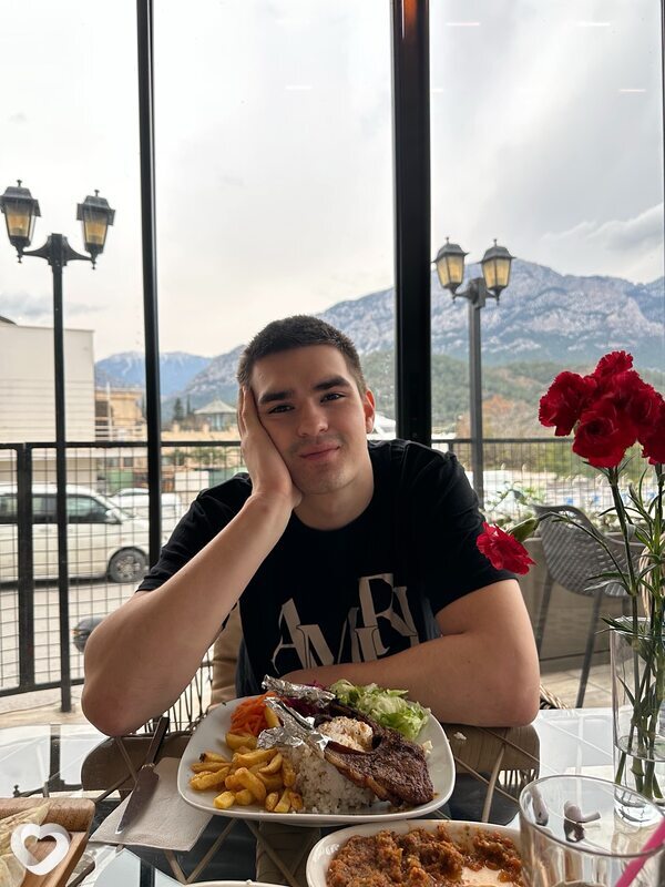 Денис, 20, Пушкино (Московская Обл) — анкета №3786155