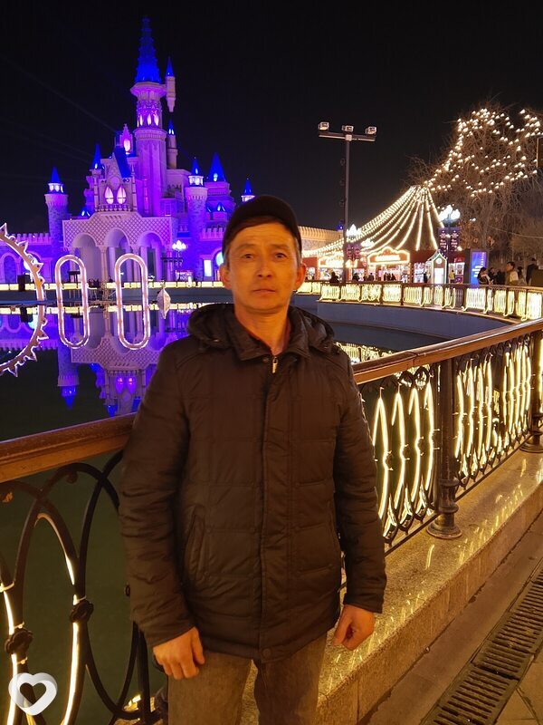 Шухратчон, 46, Екатеринбурге — анкета №3787043