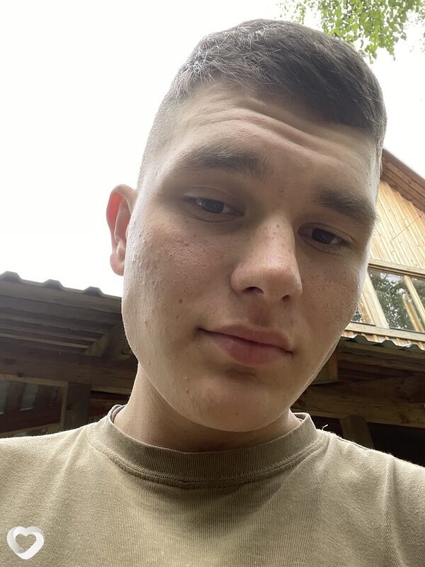 Артур, 20, Новосибирске — анкета №3788187