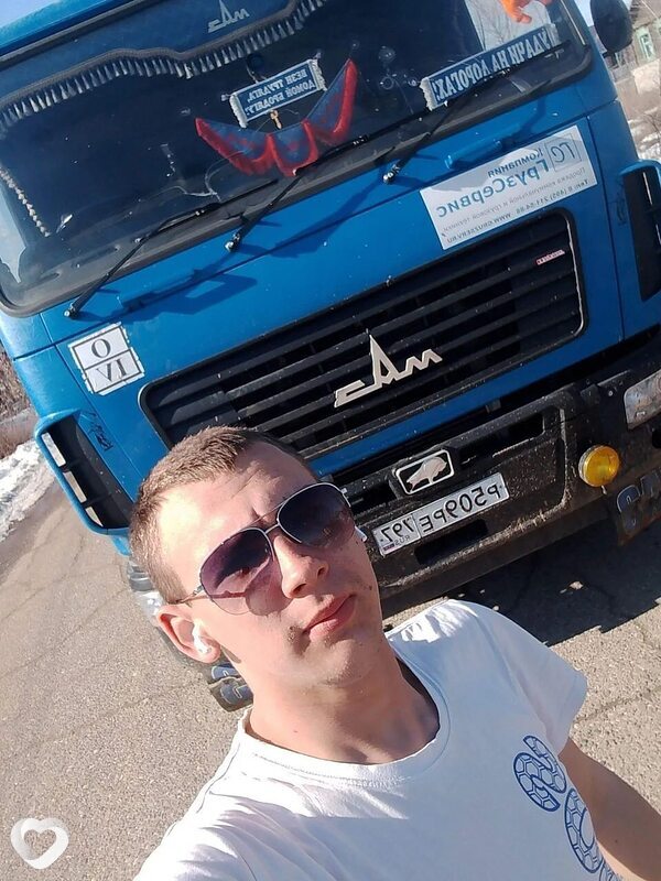 Артём, 25, Камышине — анкета №3789514