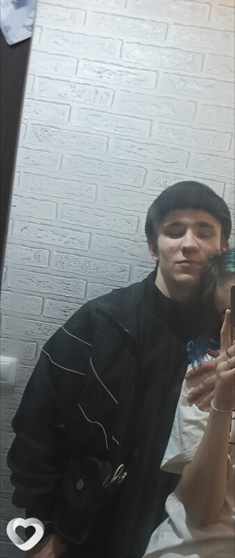 Кирилл, 19, Братске — анкета №3787886