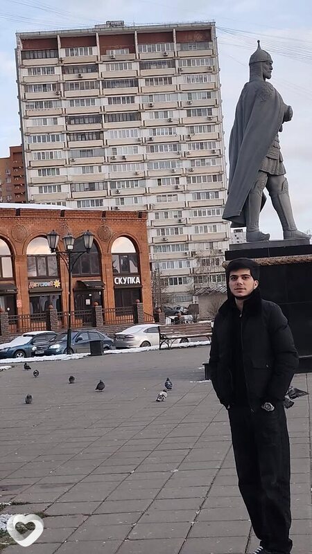 Həzrət, Москва
