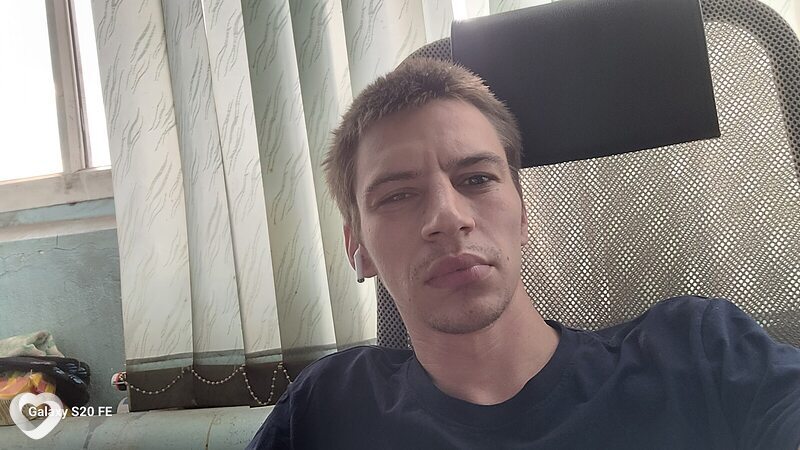 Олег, 28, Краснокамске — анкета №3788798