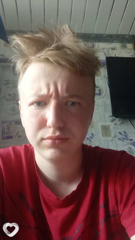 Артём, 18, Рыбинске — анкета №3788952