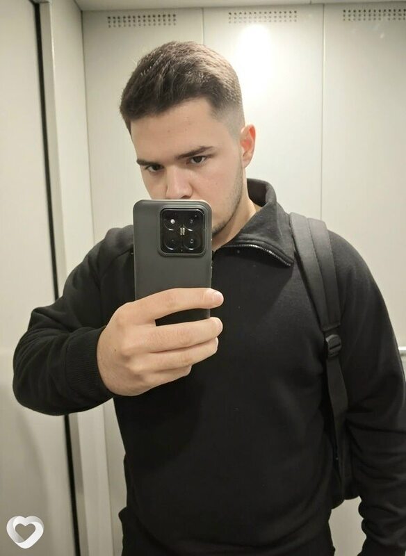 Давид, 21, Кургане — анкета №3789480