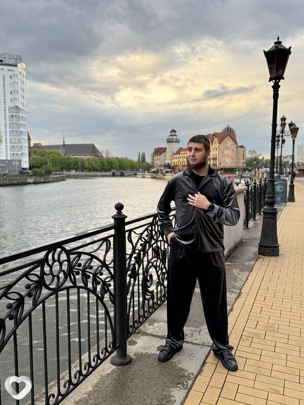 Кристиан, 26, Москве — анкета №3792772