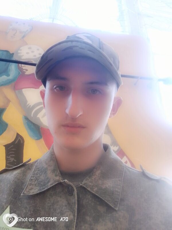 Макс, 18, Краснодоне — анкета №3792287