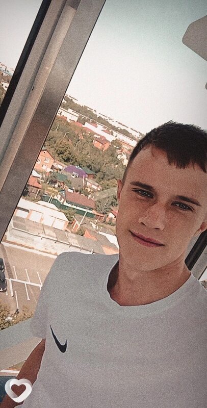 Евгений, 21, Омске — анкета №3791825
