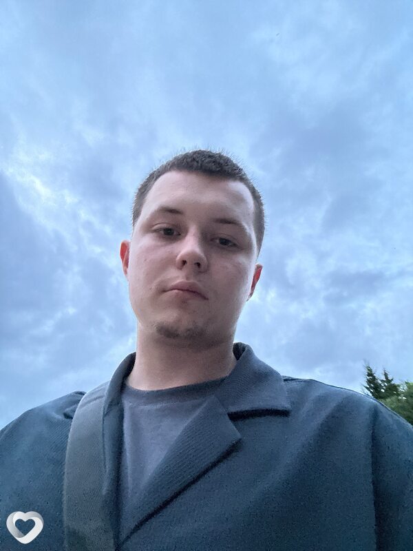 Виктор, 24, Тобольске — анкета №3792604