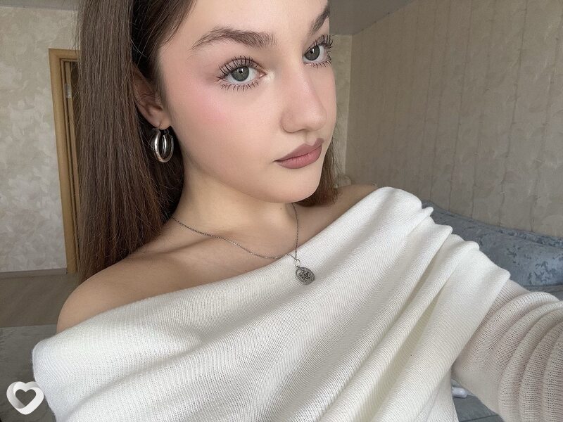 Полина, 19, Витебске — анкета №3793409