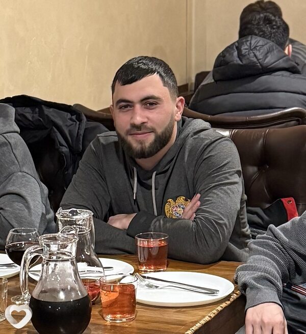 Артуш, 26, Москве — анкета №3793995