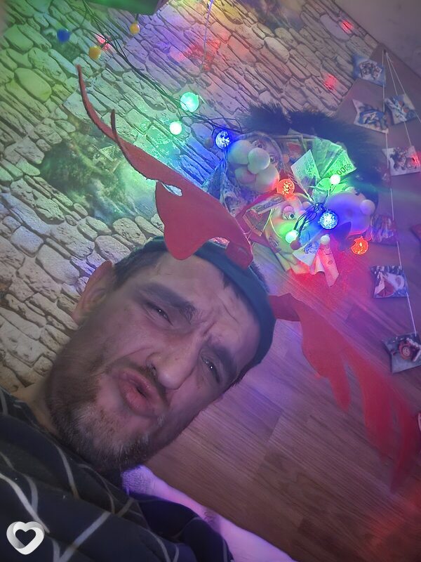 Кубик, 40, Артеме — анкета №3794463