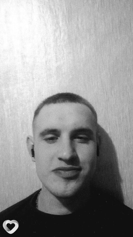 Евгений, 21, Витебске — анкета №3795240