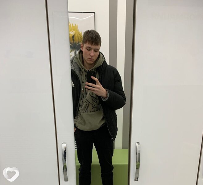 Влад, 18, Кемерове — анкета №3795706