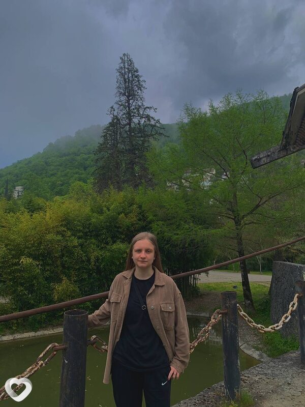 Алёна, 19, Казани — анкета №3796050