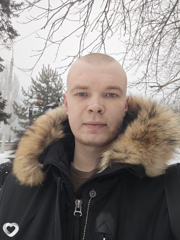 Максим, 25, Донецке — анкета №3796796